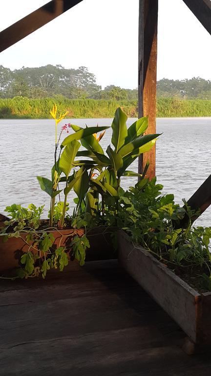 Cabana Flotante Kurupira Leticia Ngoại thất bức ảnh